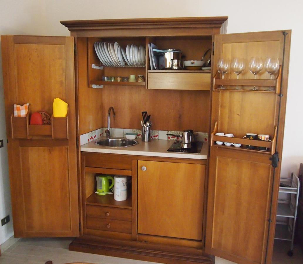 Apartamento Nell'Antica Torre Di Fronte A Siena Exterior foto
