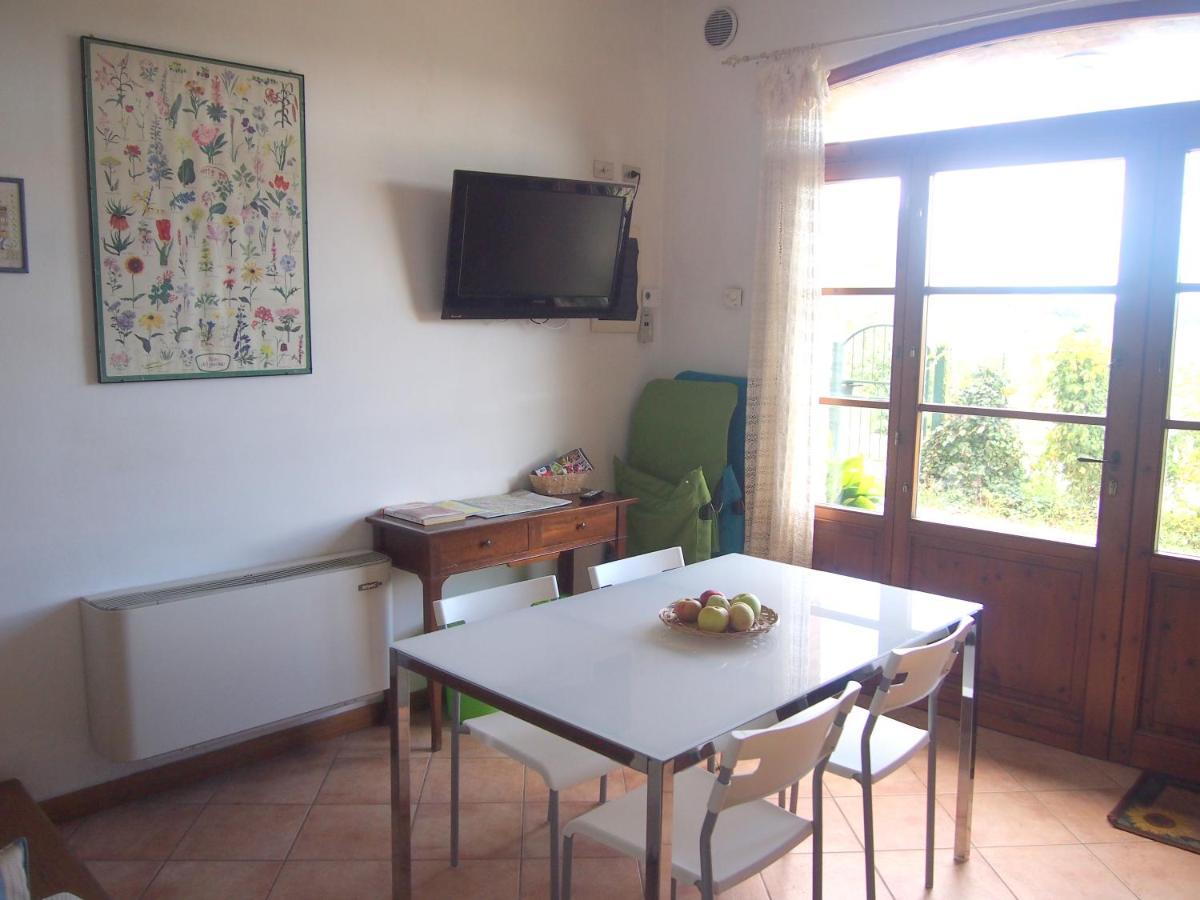 Apartamento Nell'Antica Torre Di Fronte A Siena Exterior foto