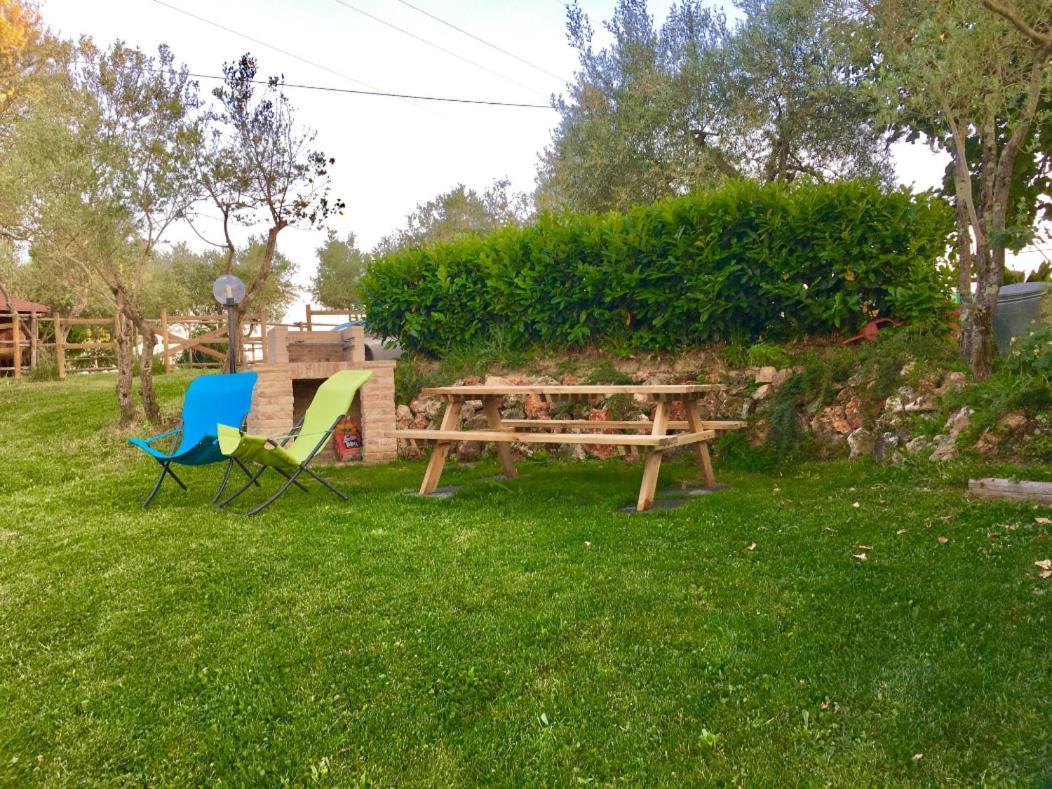 Apartamento Nell'Antica Torre Di Fronte A Siena Exterior foto